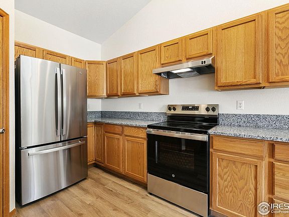 5th image of 816 Kaitlyn Cir