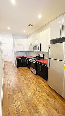 4th image of 818 Macdonough St #1B