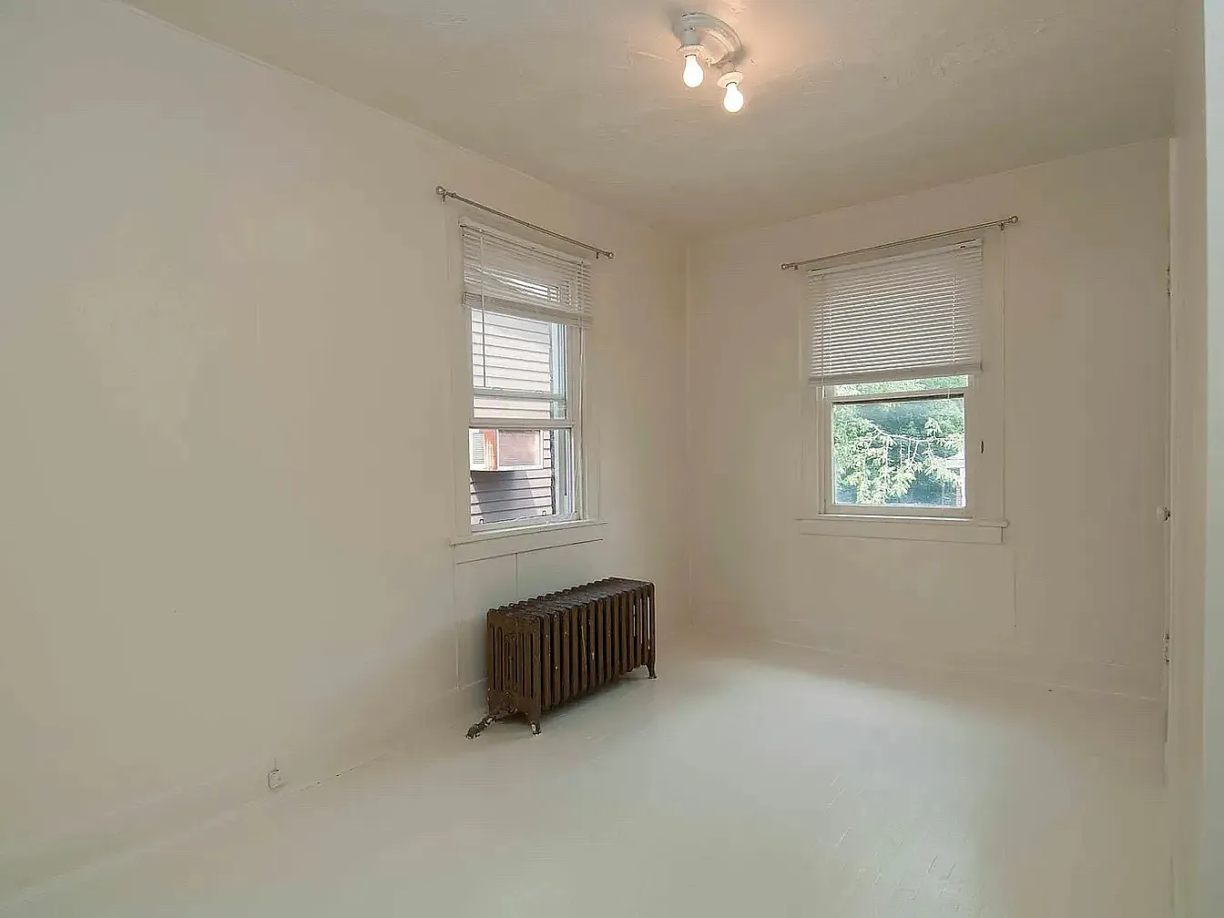 2 bed, 1000 sqft, $1,495 — Photo 4