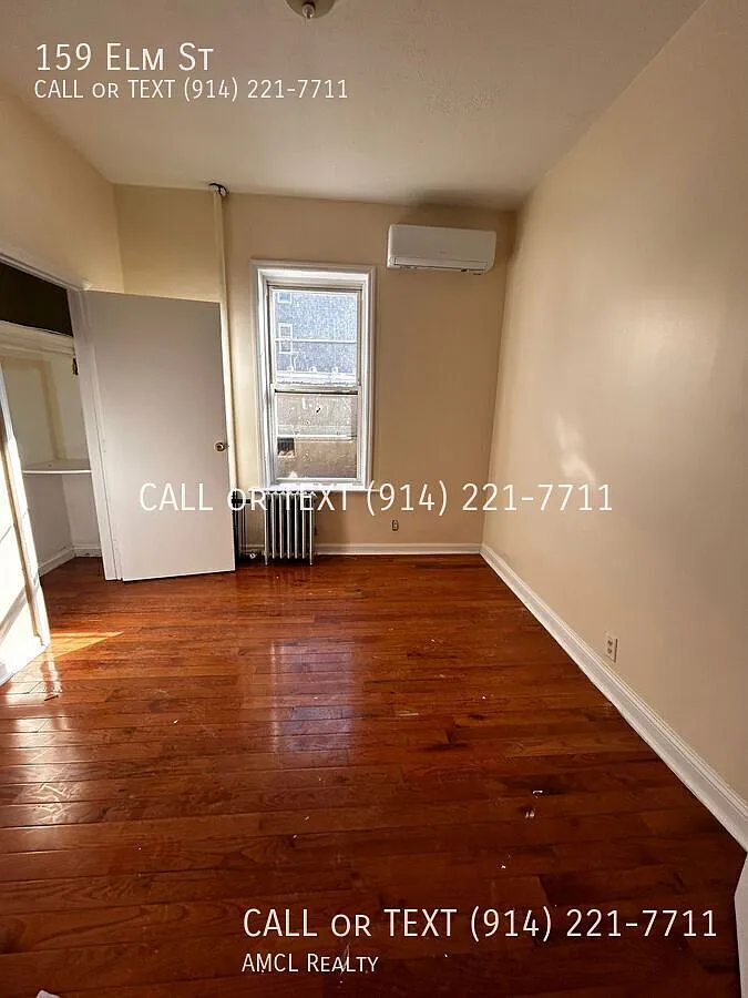 Building Photo - 159 Elm St