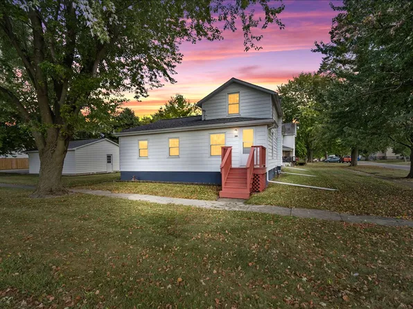 200 N Front St, Odell, IL 60460