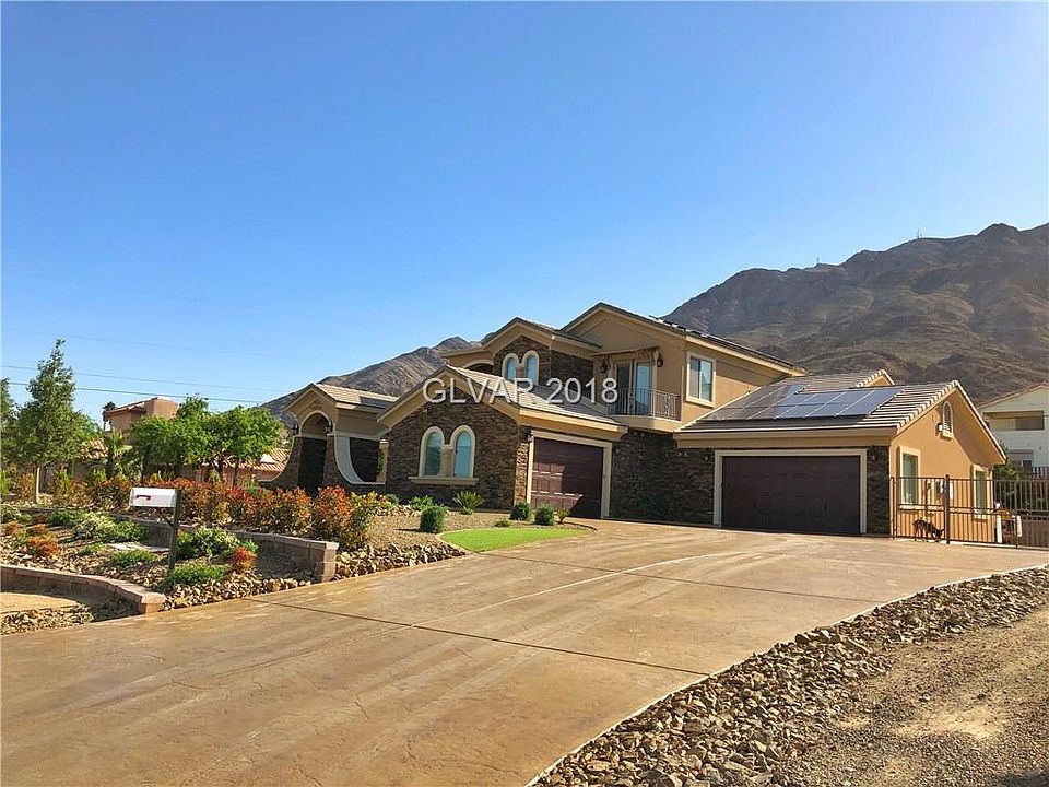 1st image of 652 Sari Dr