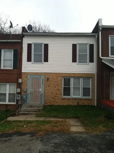 2228 Hunter Pl SE Photo 1