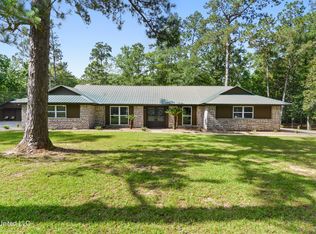 17508 John Cumbest Rd, Moss Point, MS 39562