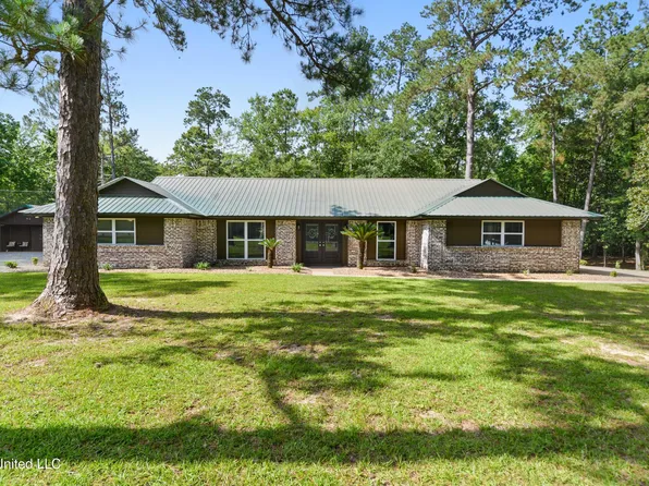 17508 John Cumbest Rd, Moss Point, MS 39562