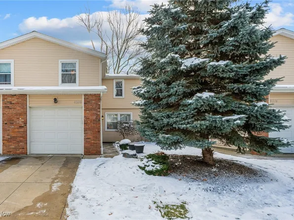 8220 Lancaster Dr, Mentor, OH 44060