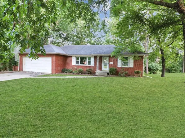 600 Christopher St, Warrensburg, MO 64093