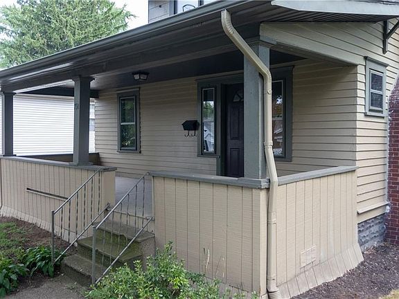 2nd image of 791 Chinook Ave