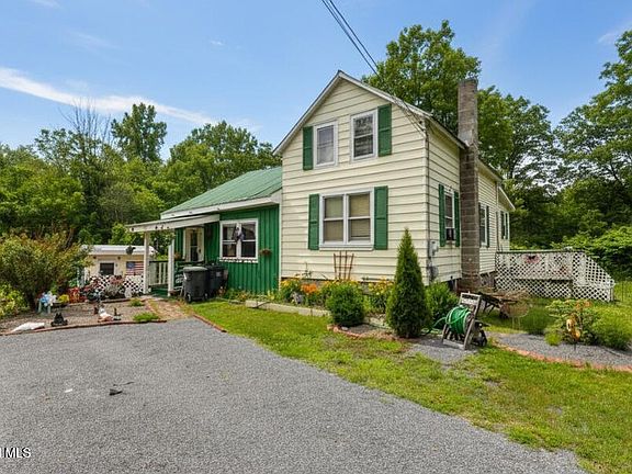 2nd image of 772 Saratoga Road
