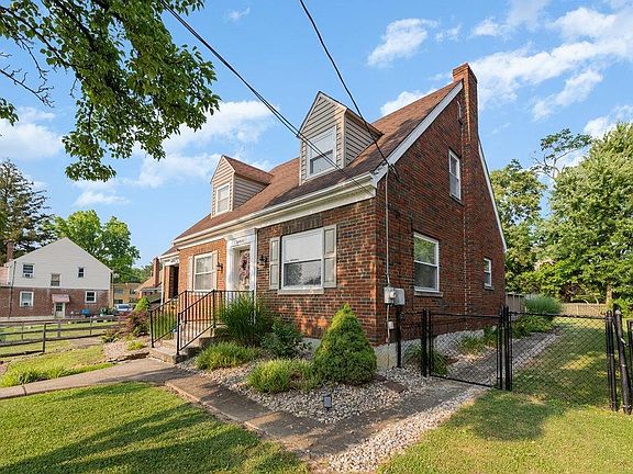 2nd image of 6466 Mayflower Ave