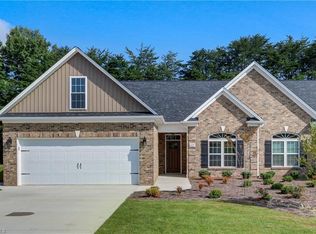 509 Birchwood Dr, Reidsville, NC 27320