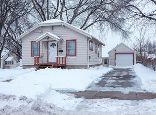 1022 4th Ave NW, Rochester, MN 55901