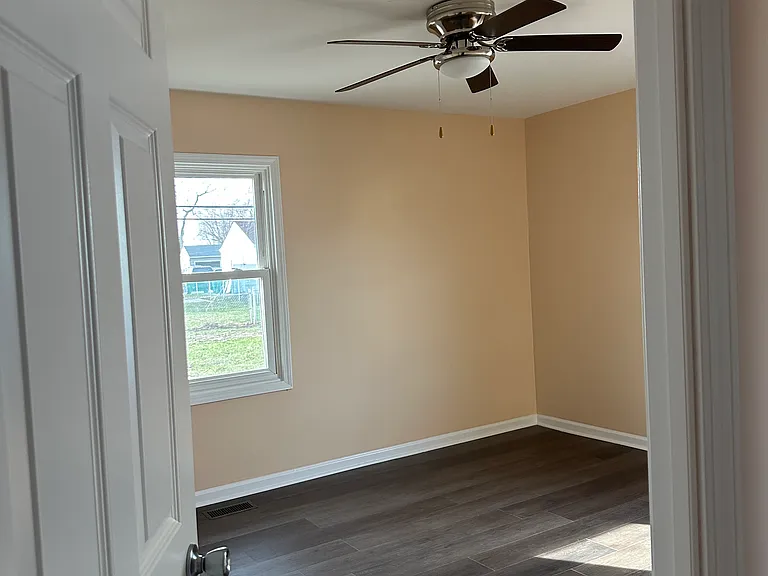508 Kenyon Ave — Photo 13
