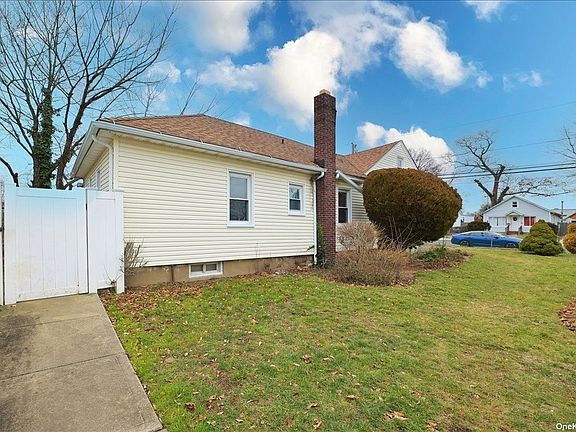 2nd image of 170 Forest Ave