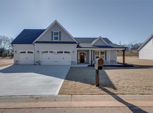 104 Cliftons Landing Dr, Anderson, SC 29625