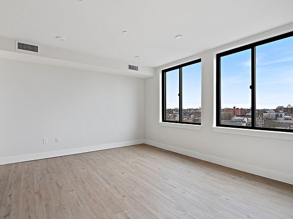 3rd image of 143 Summit Ave #601
