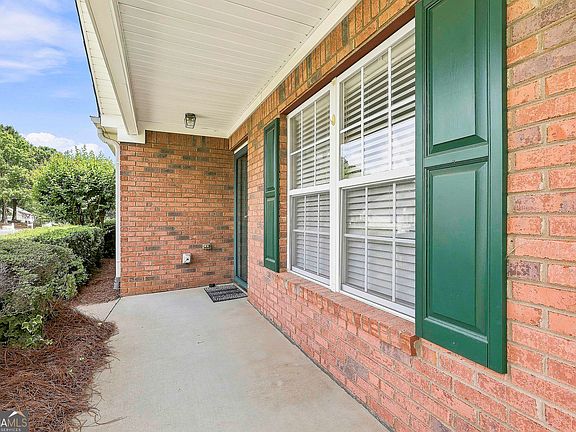 5th image of 280 Autumn Glen Cir