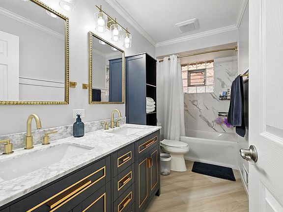 5th image of 5721 W 88th Pl