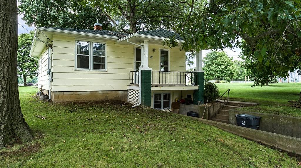 120 S Calhoun St, Sullivan, IL 61951 Zillow