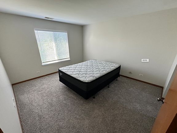 5th image of 593 W Kristina Ln