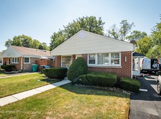 5061 Butterfield Rd, Hillside, IL 60162