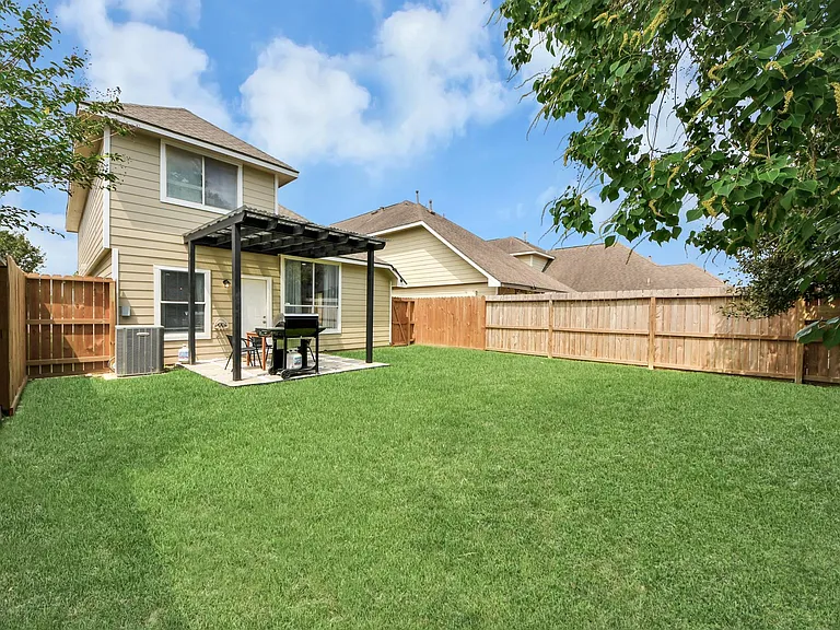 8919 Windfern Trace Dr — Photo 34