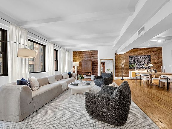 2nd image of 15 W 17th St APT 5