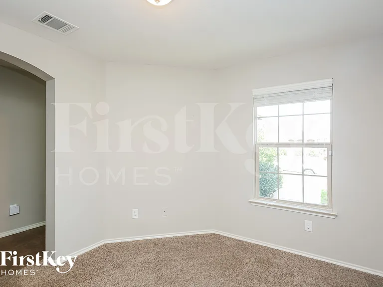 1313 Waco Turner — Photo 11