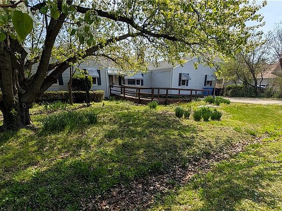 2nd image of 1408 Elder Ave