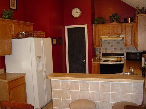 3rd image of 1400 Old Knoll Dr