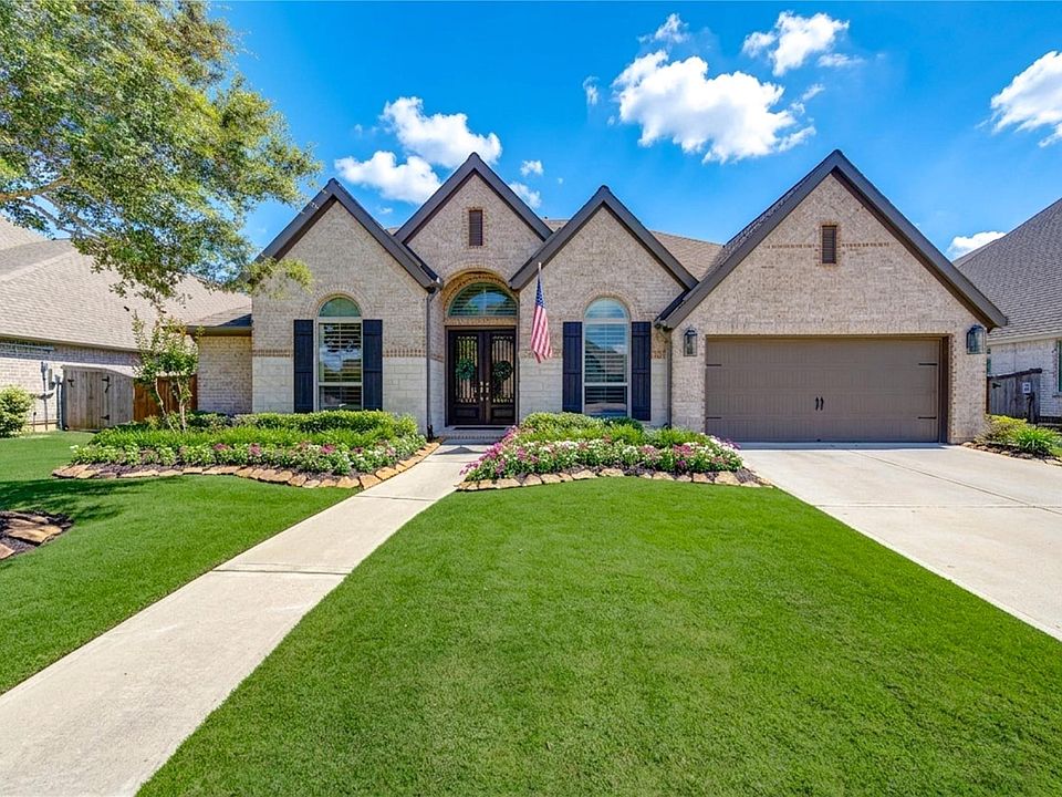 1st image of 30411 Garden Glenn Ct