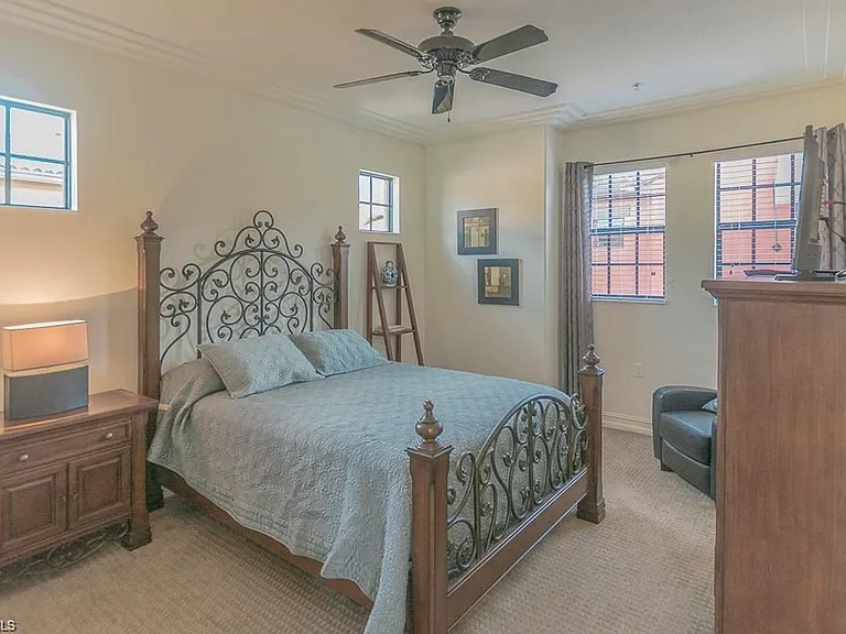 9102 Chula Vista St #11302 — Photo 18
