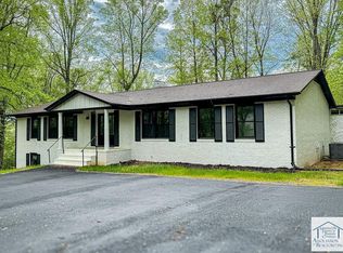 180 Leatherwood Cir, Martinsville, VA 24112
