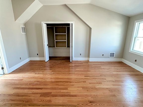 2nd image of 90 Main St #1C