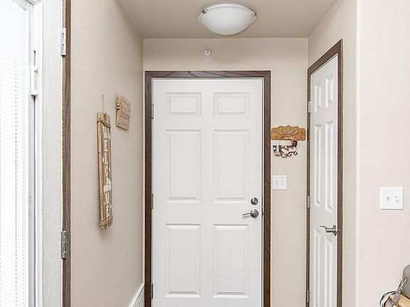 3rd image of 2970 Calico Dr S Unit B