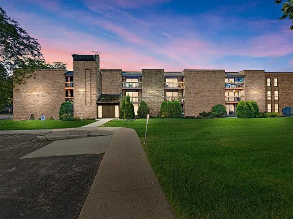 3609 North Tucker PLACE #310, Milwaukee, WI 53222