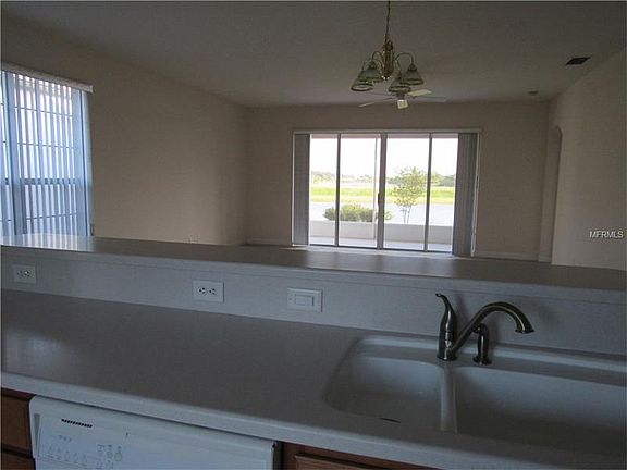 5th image of 2354 Wakefield Way