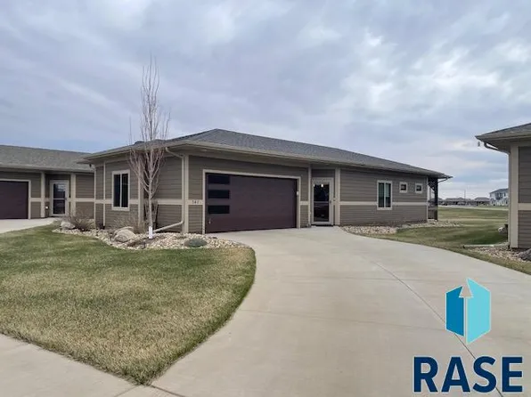 547 Ross St, Harrisburg, SD 57032