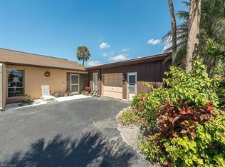 4020 Lakewood Blvd, Naples, FL 34112