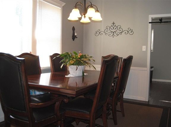 4th image of 1557 Lodge Ave