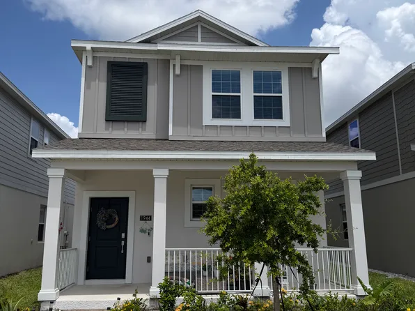 1944 Tohoqua Blvd, Kissimmee, FL 34744