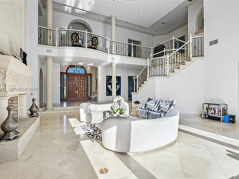 4900 Sanctuary Ln — Photo 9