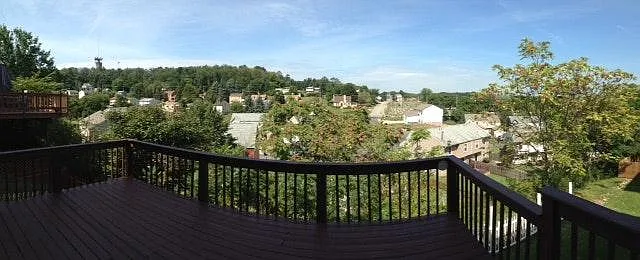 Entertainers deck!