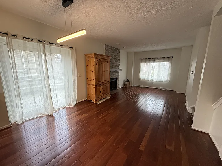 155 Cornhill Pl — Photo 9