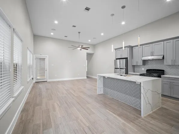 10017 Morocco Rd, Houston, TX 77041