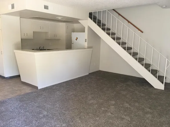 774 Carro Dr APT 3, Sacramento, CA 95825