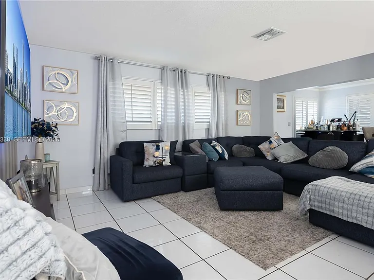 5640 Hayes St #5640 — Photo 4