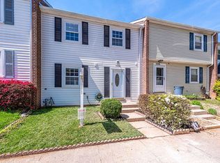 5008 Tibbitt Ln, Burke, VA 22015