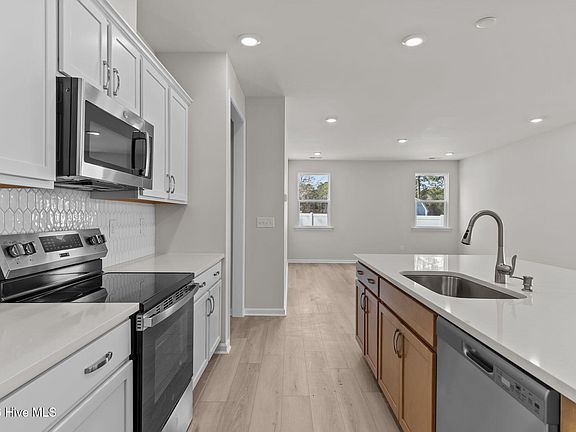 6th image of this home