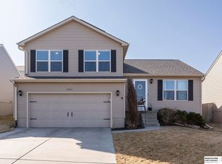 19623 Gail Ave, Omaha, NE 68135